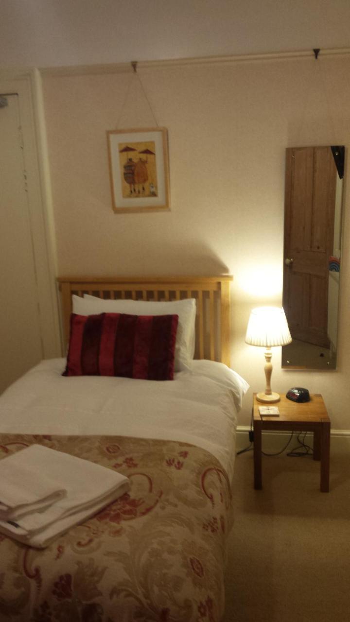 The Old Vicarage B & B Barnstaple Exterior photo